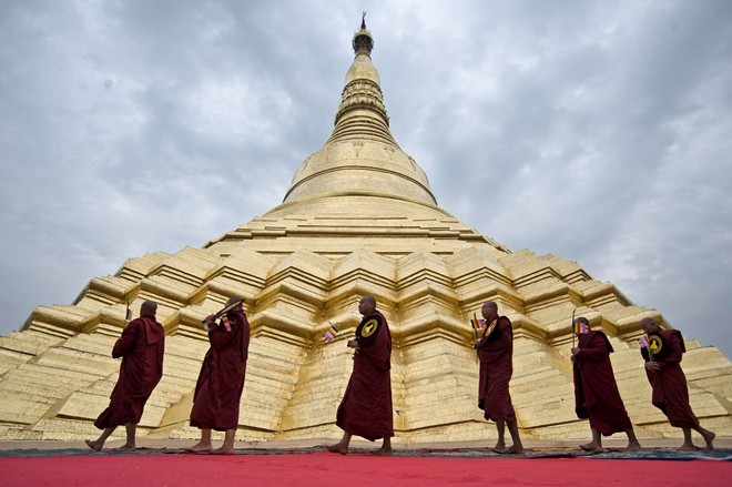 Chùa[-]Shwedagon[-]quan[-]trọng[-]với[-]người[-]Myanmar[-]như[-]thế[-]nào